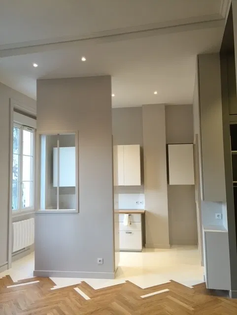 Agencement rénové — Cours Lafayette